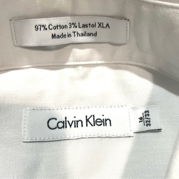 Stand Out in Style with this exclusive Calvin Klein White Dress Shirt - Picture 4 of 4